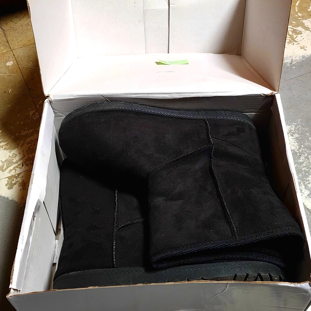 Olivia Miller Black Ankle Boots